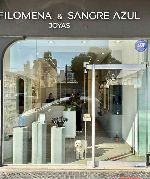 Local Sangre Azul